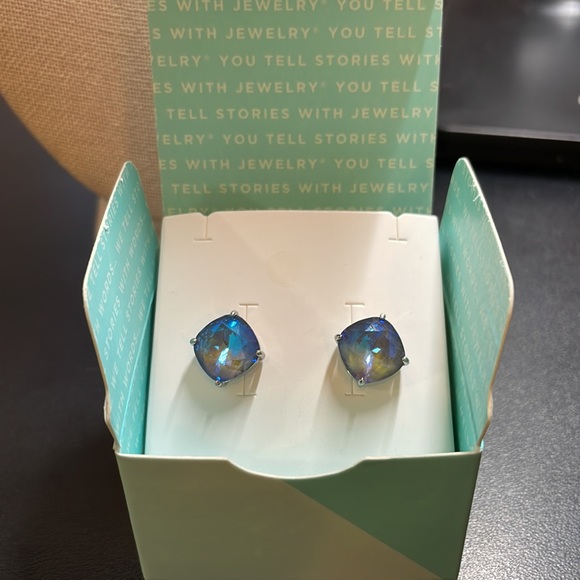 Origami Owl ER3111 Olive Delite earrings - Picture 4 of 5